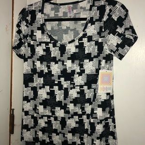 Lularoe Classic tee